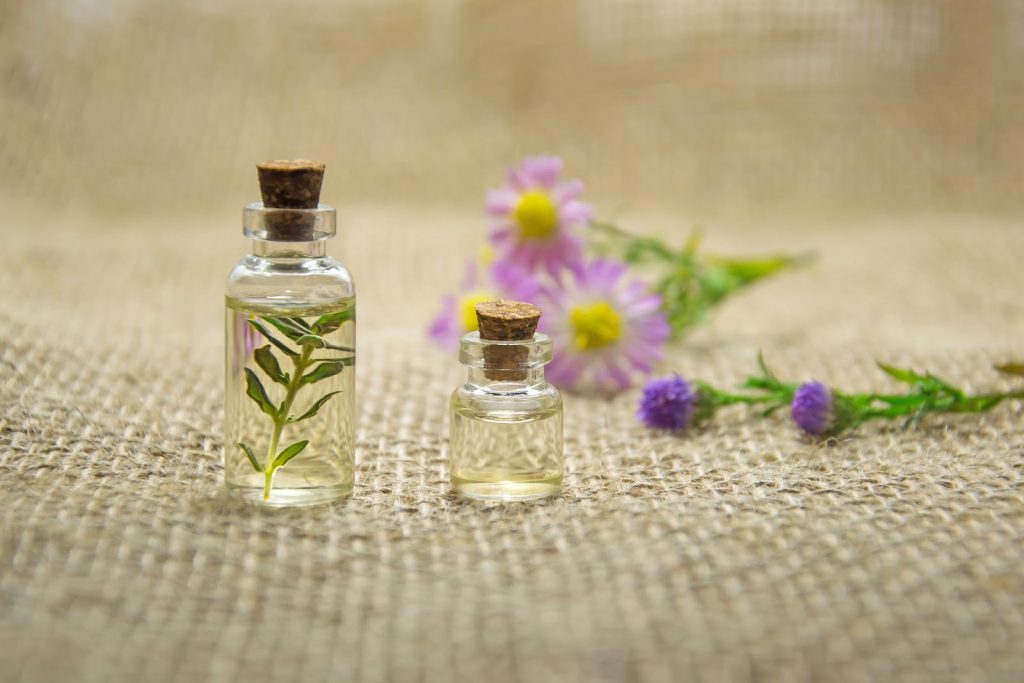 Essential Oils 101: Basics for Beginners